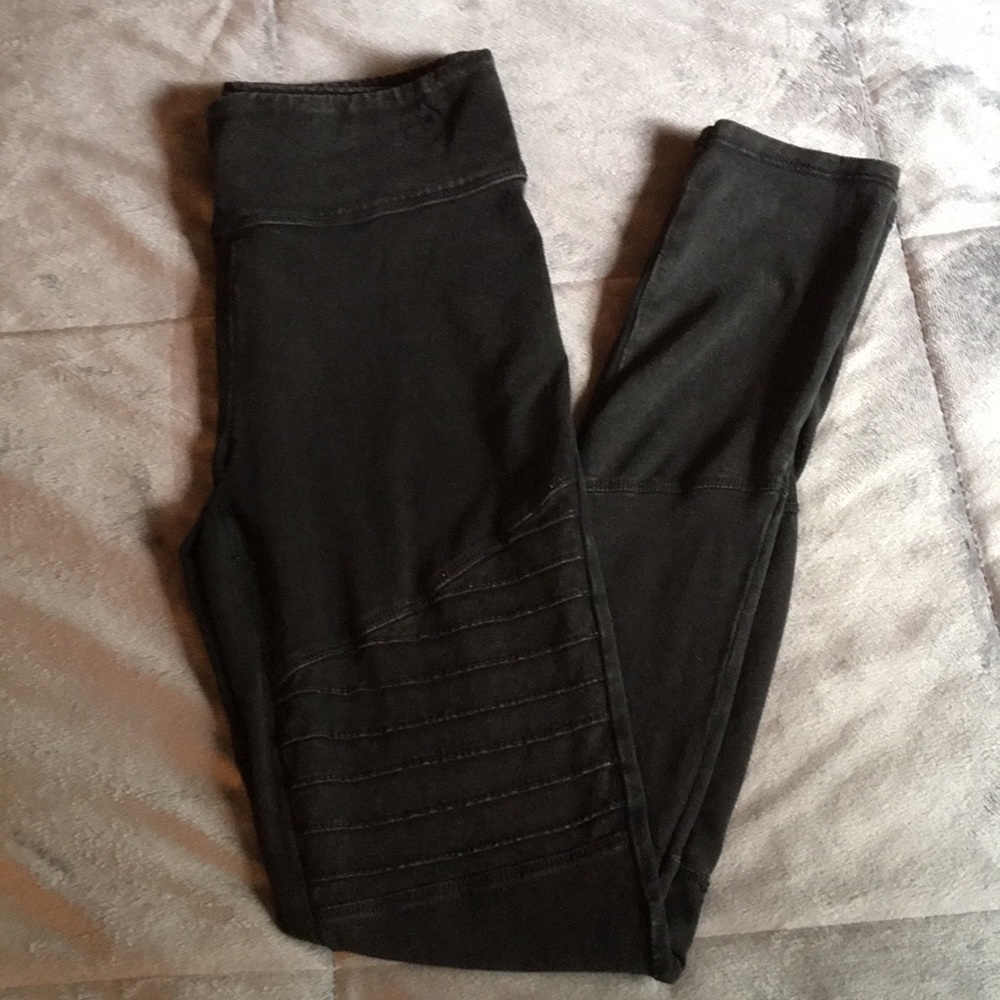 Used Tucker & Tate Black Leggings - Size XL